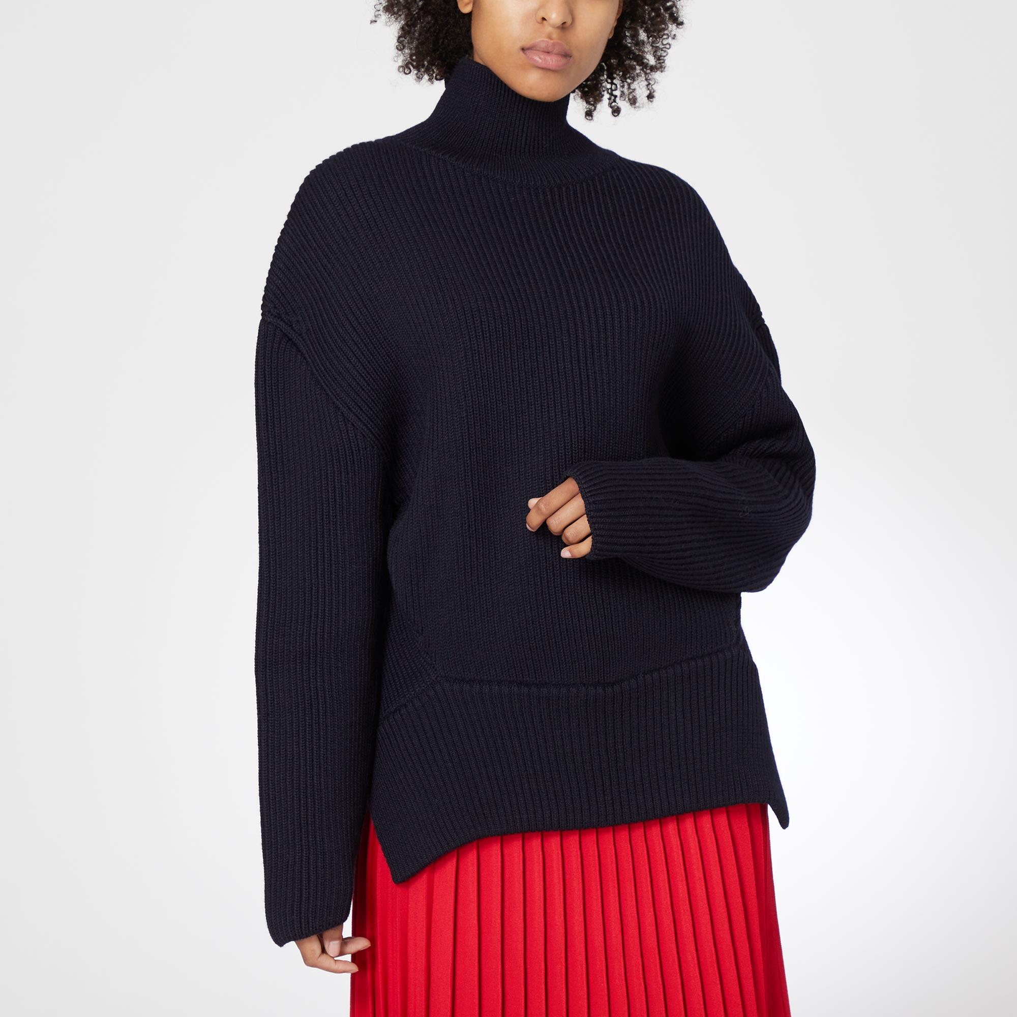 Inverted V Hem Wool Sweater